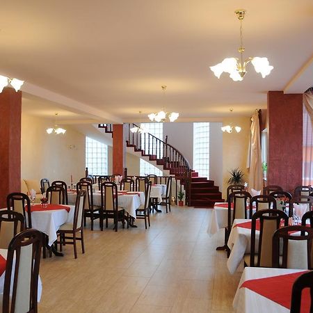 Pension Rozeclas Oradea Dış mekan fotoğraf