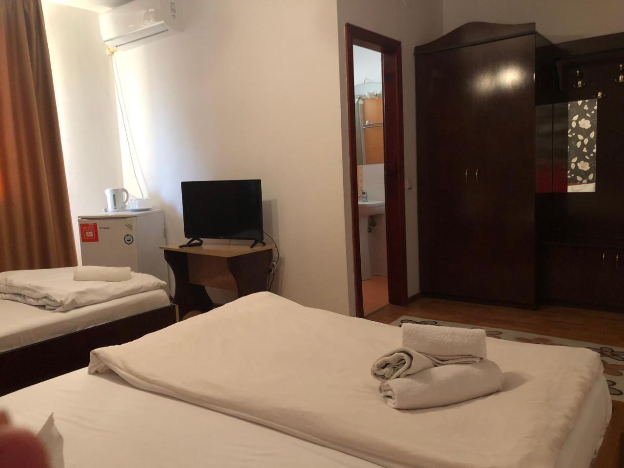 Pension Rozeclas Oradea Dış mekan fotoğraf