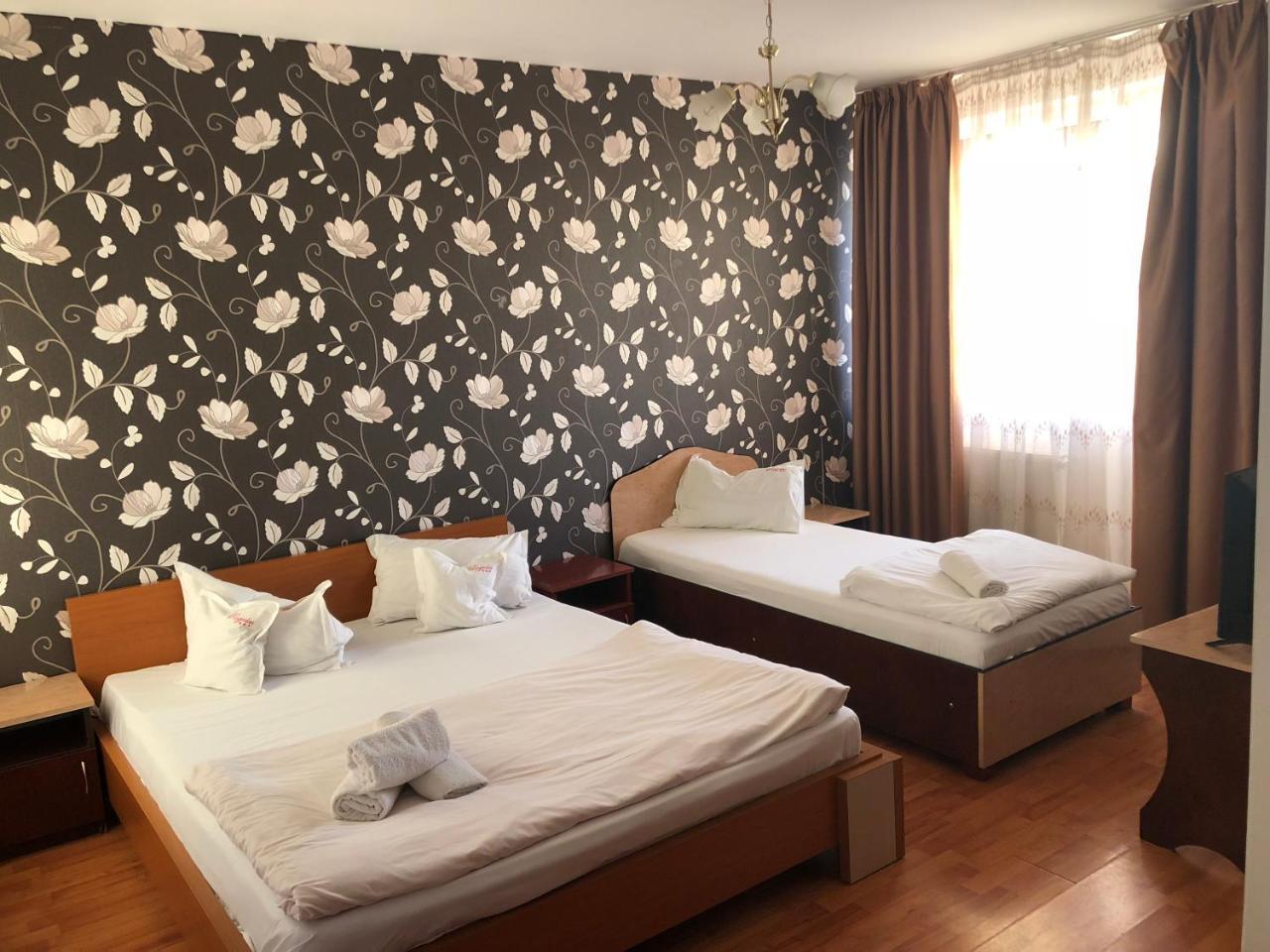 Pension Rozeclas Oradea Dış mekan fotoğraf